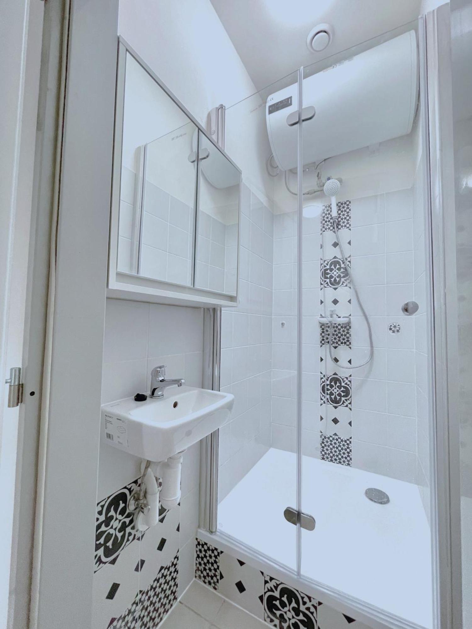 New Town 5' Walk To Wenceslas Square Apartment