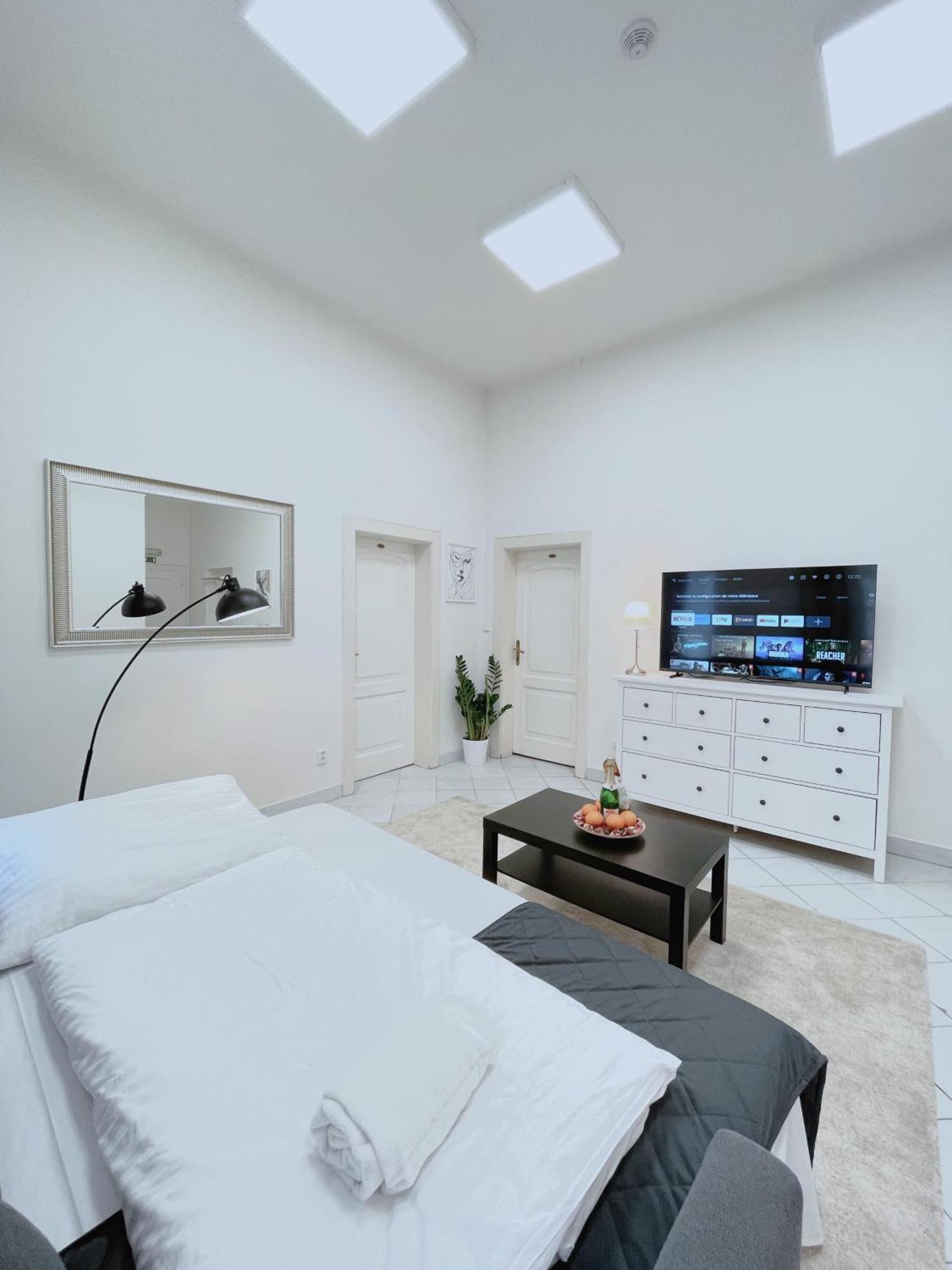 Apartamento New Town 5' Walk To Wenceslas Square *
